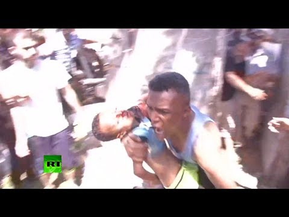 RAW: Panic, death, Hamas rockets, Israeli airstrikes - RT camera inside Gaza