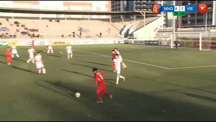 Thanh Hậu ghi bàn