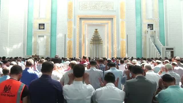 Diyanet İşleri Başkanı Erbaş, Cuma Namazı Kıldırdı (3)