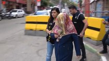 Bursa Anne, Oğlunun Öğretmenini Bıçakladı