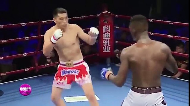 Võ sĩ Trung Quốc chơi chiêu ăn vạ bị đánh đối thủ đánh cho thê thảm