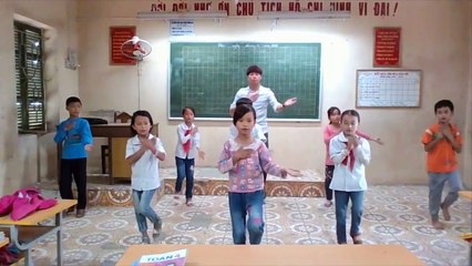 Thầy giáo "so ciu" nhảy Bống bống bang bang