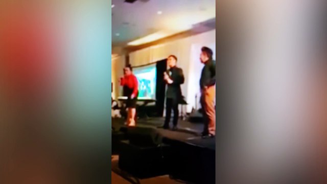 Lộ clip Việt Hương đùa thô tục khiến Hương Lan bỏ về giữa buổi tiệc