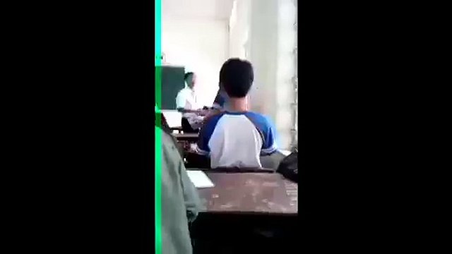 thầy giáo và học sinh đánh nhau