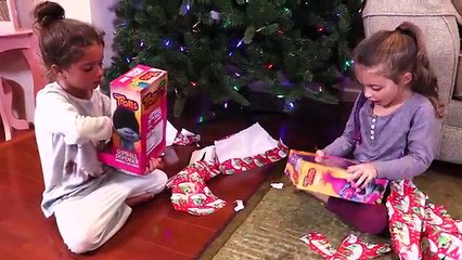 GIANT DUBBLE BUBBLE GUMBALL MACHINE vs Bad Baby Santa Claus Attacks Freaks Daddy Sweater Fail