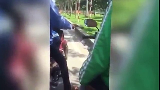 Xe ôm doạ rút dao đâm chết tài xế GrabBike vì 'tranh giành khách'