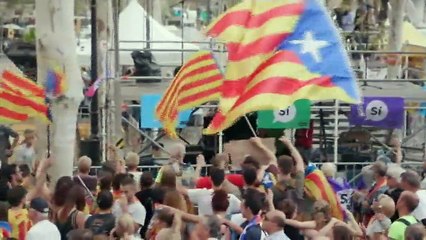 Catalogne : les manifestants indépendantistes maintiennent la pression sur les autorités espagnoles