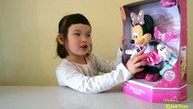 Disney Junior Mickey Mouse clubhouse Minnie Mouse Bow -tique Glitz n Glam Minnie Doll Disney Toy