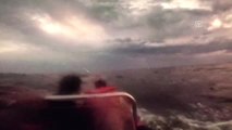Göçmenleri Taşıyan Tekne Battı: 15 Kişi Öldü, 40 Kişi Kurtarıldı - Denizden Kurtarılma Anı (6)