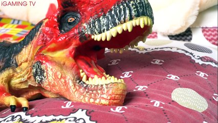 ĐỒ CHƠI CÁ MẬP VÀ KHỦNG LONG BẠO CHÚA TẤN CÔNG: TYRANNOSAURS VS INDOMINUS TOYS