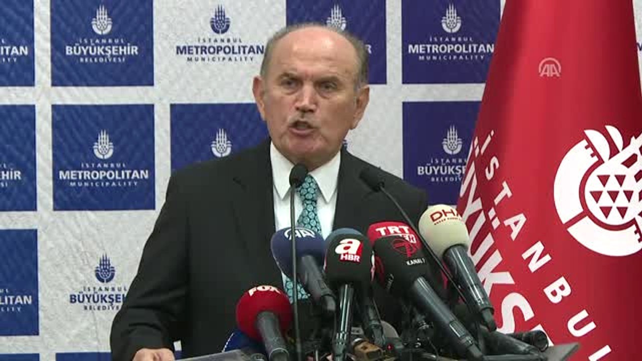 İstanbul Büyükşehir Belediye Başkanı Kadir Topb...