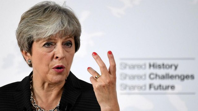 May da Firenze: Brexit, poi un periodo di transizione fino al 2021