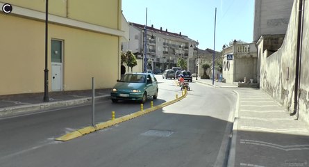 Carinaro (CE) - Sosta selvaggia, lo spartitraffico è la giusta soluzione? (22.09.17)