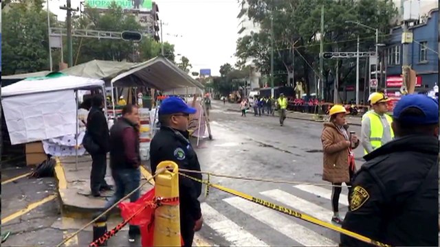 En Tiempo Real | No a la maquinaria en derrumbes, héroes siguen salvando vidas