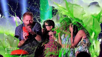 new Kids Choice Awards Winners: Austin & Ally, Fifth Harmony, Modern Family