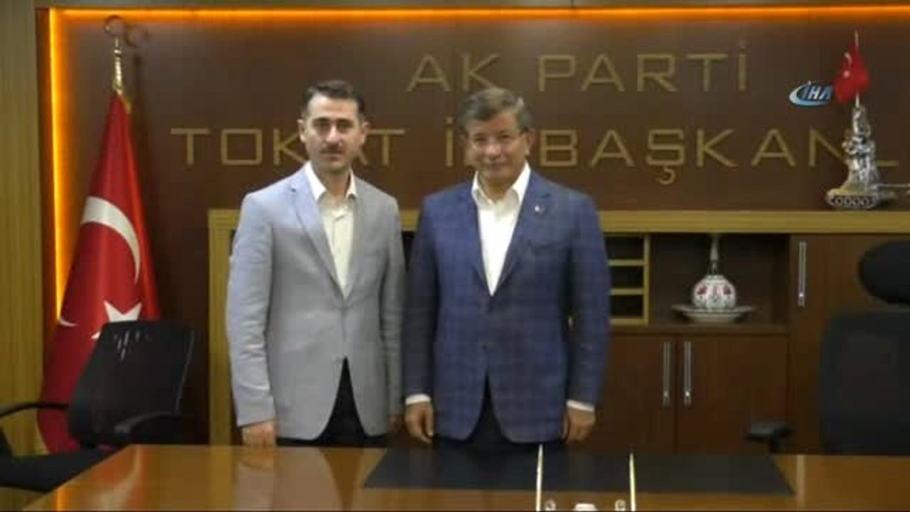 Eski Başbakan Davutoğlu'nun Tokat Temasları