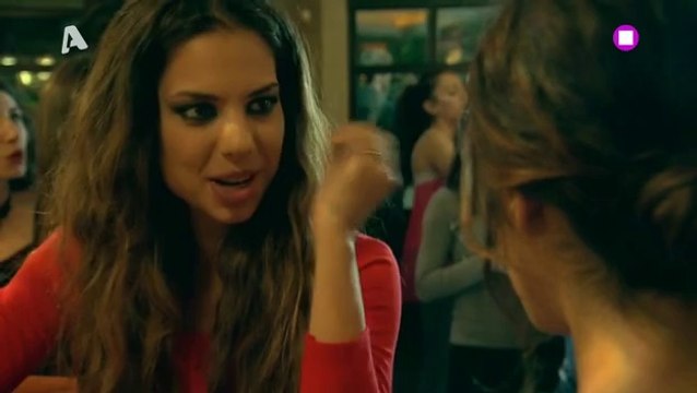 BLACK & WHITE MYRON __ '''10η ΕΝΤΟΛΗ''' 4ος Κύκλος '''Τρία''' ΗΛΙΑΝΝΑ ΜΑΥΡΟΜΑΤΗ, ΒΙΚΥ ΠΑΠΑΔΟΠΟΥΛΟΥ,ΓΙΑΝΝΗΣ ΣΤΑΝΚΟΓΛΟΥ, ΜΙΧΑΛΗΣ ΑΦΟΛΑΝΟ,ΟΜΗΡΟΣ ΠΟΥΛΑΚΗΣ...