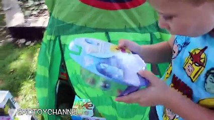 YO GABBA GABBA Surprise Tent Filled with Yo Gabba Gabba TOYS & Inside Out Movie Toys