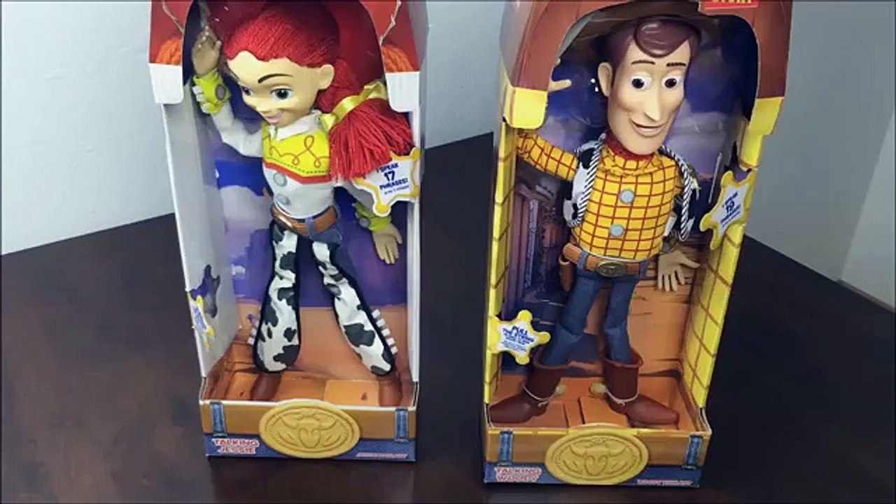 Toy Story: Woody And Jessie Pull String Talking Figures - 16