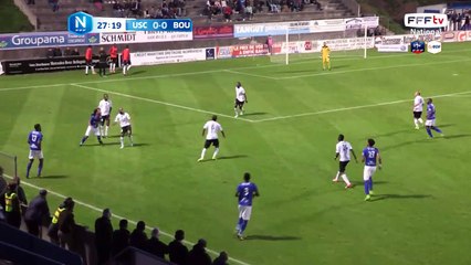 La frappe de Cyril passe à coté des buts.