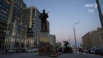 German rifle put on a Kalashnikov monument by mistake is removed