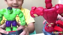 Marvel AVENGER TOYS fighting each other - Battle Masters Game with Iron Man, Spiderman, Hulk, Thor