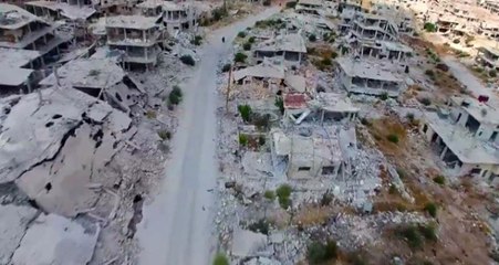 Suriye'de Rejime Karşı Ayaklanmanın Kalesi Olan Dera Kentinin Yıkım Görüntüsü