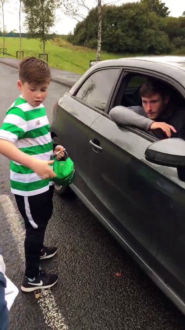 ⁣Young Celtic Fan Asks Anthony Ralston If He Still Hs Neymar In His Pocket!