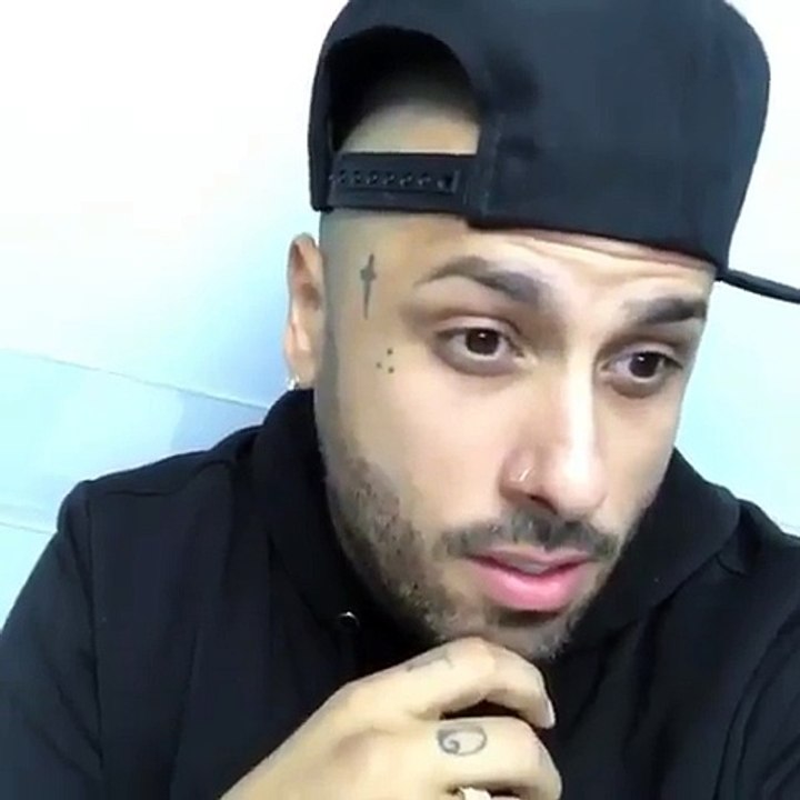 Con Lagrimas En Los Ojos Nicky Jam Pide ayuda para Puerto Rico.