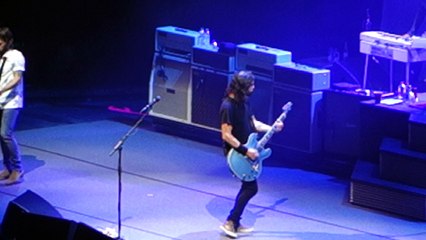 Foo Fighters - Dirty Water