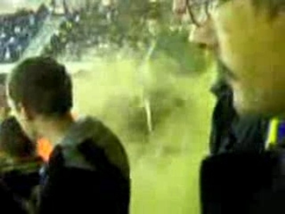 Fumigene vert sochaux - om