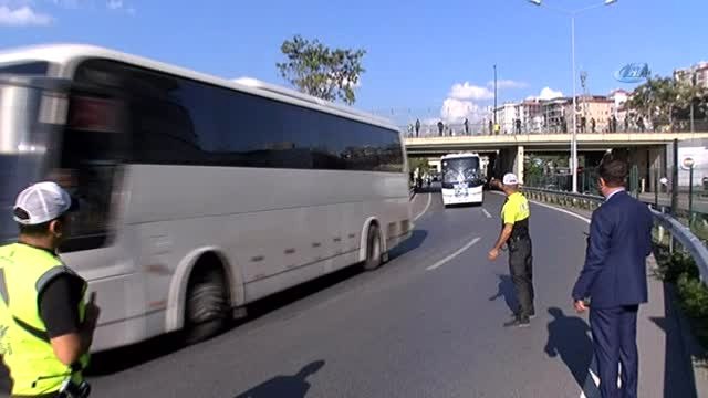 Beşiktaş Taraftarı Ülker Stadı'na Geldi -1-