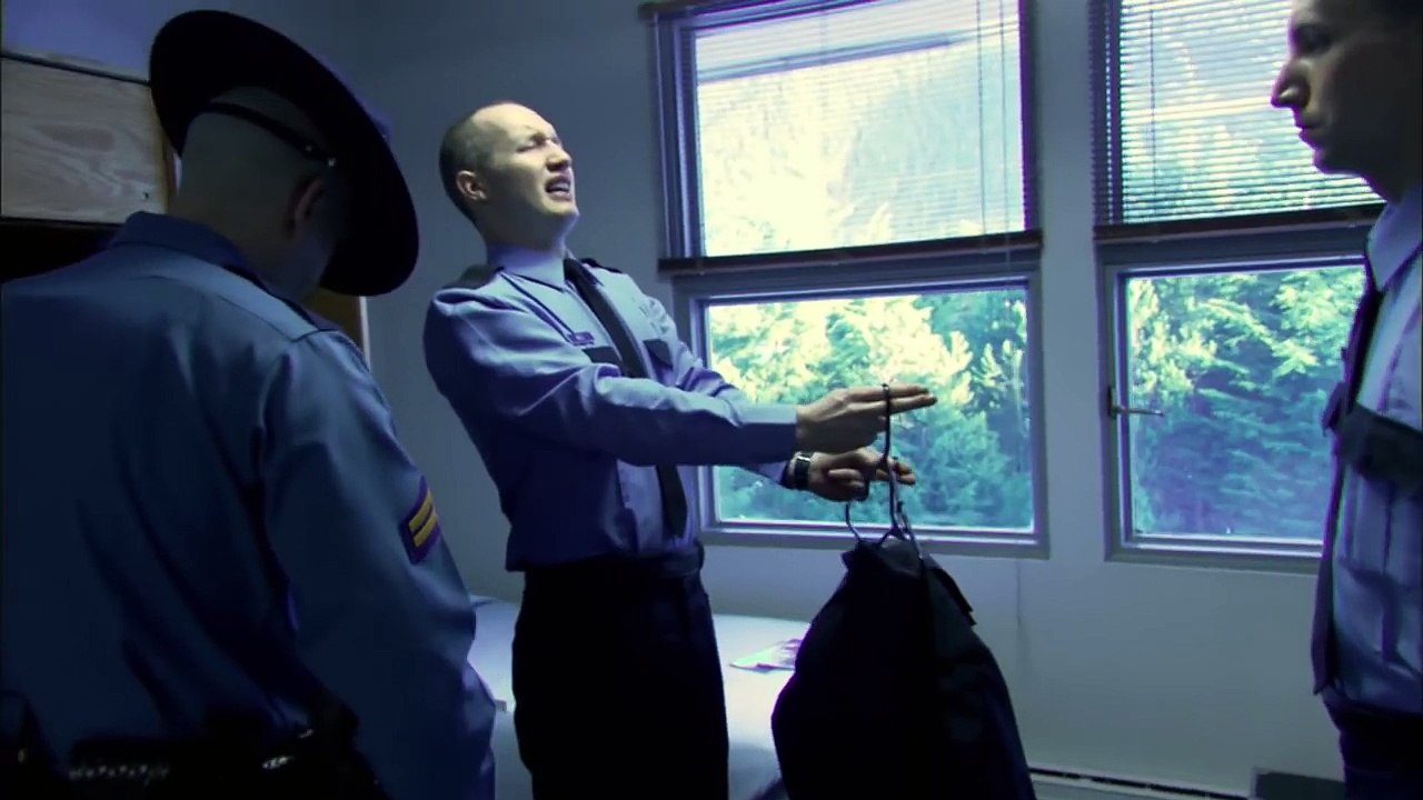 Alaska State Troopers S1 E4: Frontier Force