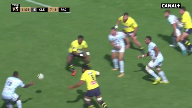 Magnifique offload de Virimi Vakatawa pour un essai de Teddy Thomas face à Clermont