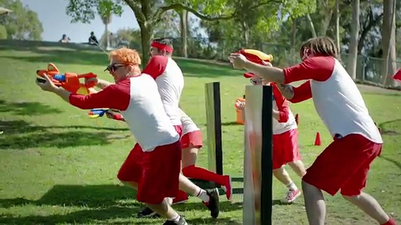 EPIC WATER GUN BATTLE! (Smosh Games vs. The Warp Zone)