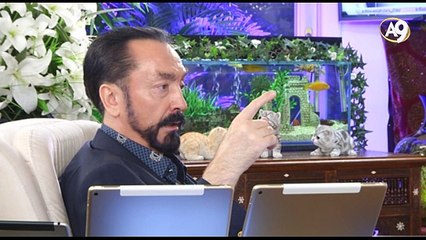 Peygamberimiz (sav) münafık alametlerini anlatmıştır. Bunlardan biri de selamlarının sevgilerinin yapmacık olmasıdır