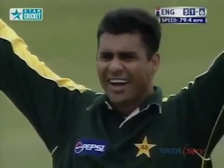 Waqar Younis 7 Wickets
