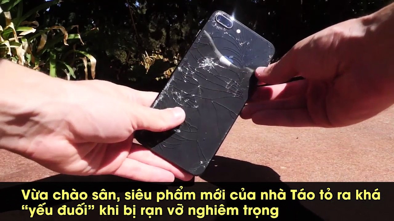 Đừng dại dột mà làm rơi iPhone 8 xuống đất nếu không muốn tạm biệt “dế yêu”