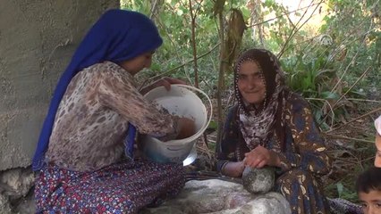 Asırlık "Buğday Dövme Geleneği"Ni Yaşatıyorlar