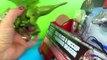 Play Doh Play DreamWorks Dragons playset with Toothless and Hiccup VS the Armored Dragon Dinosaur
