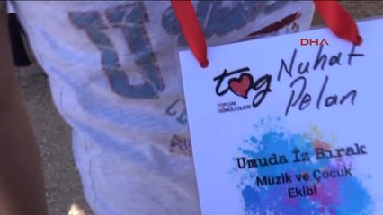 Mardin "Umuda İz Bırak" Projesi ile Köy Okulunu Boyadılar