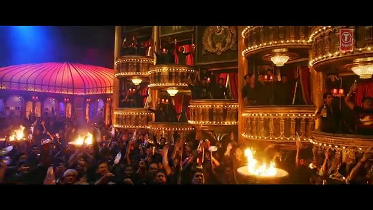 OFFICIAL Lovely VIDEO Song  Shah Rukh Khan  Deepika Padukone  Kanika Kapoor  Happy New Year