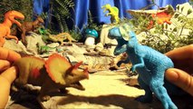 Play Doh Surprise Eggs Play Doh Dinosaur Surprise Eggs Toy Dinosaurs Fighting