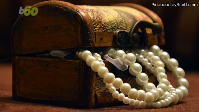 Razbila je jaje, a nakon onoga što je pronašla unutra, nije mogla doći sebi!