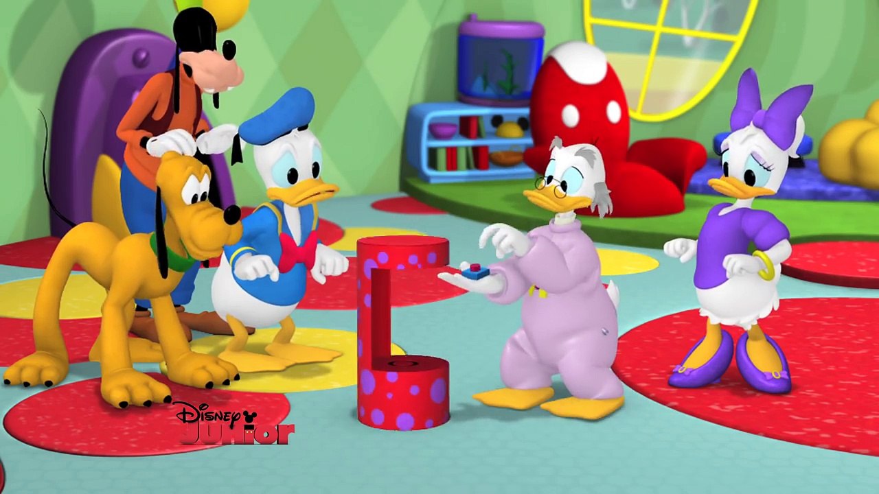 mickey-mouse-clubhouse-quest-for-the-crystal-mickey-lets-begin