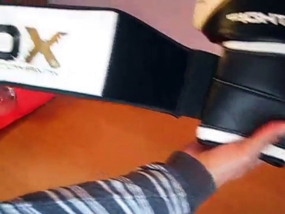 Боксерские Перчатки RDX 002)