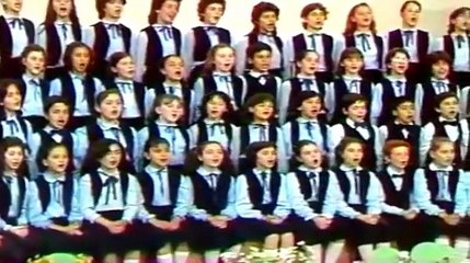 TRT İstanbul çocuk korosu-Sevgi çiçekleri