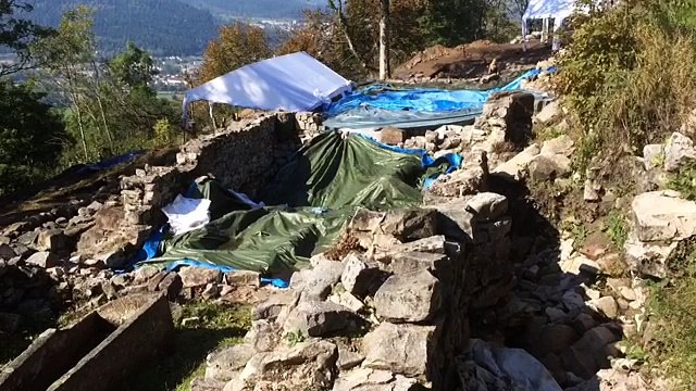 Fouilles archéologiques au Saint-Mont