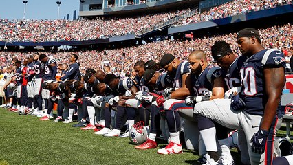 Patriots and Texans share moment of unity