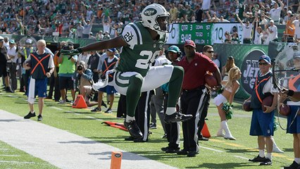 Bilal Powell bounces outside for 1-yard TD run